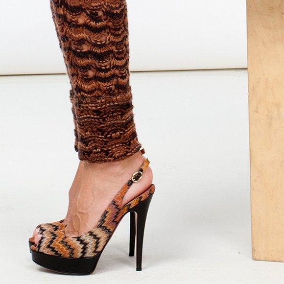 NIB MISSONI Brown Zigzag Knit Platformed High Heels Made in Italy 38.5 MSRP $695 - Picture 16 of 16